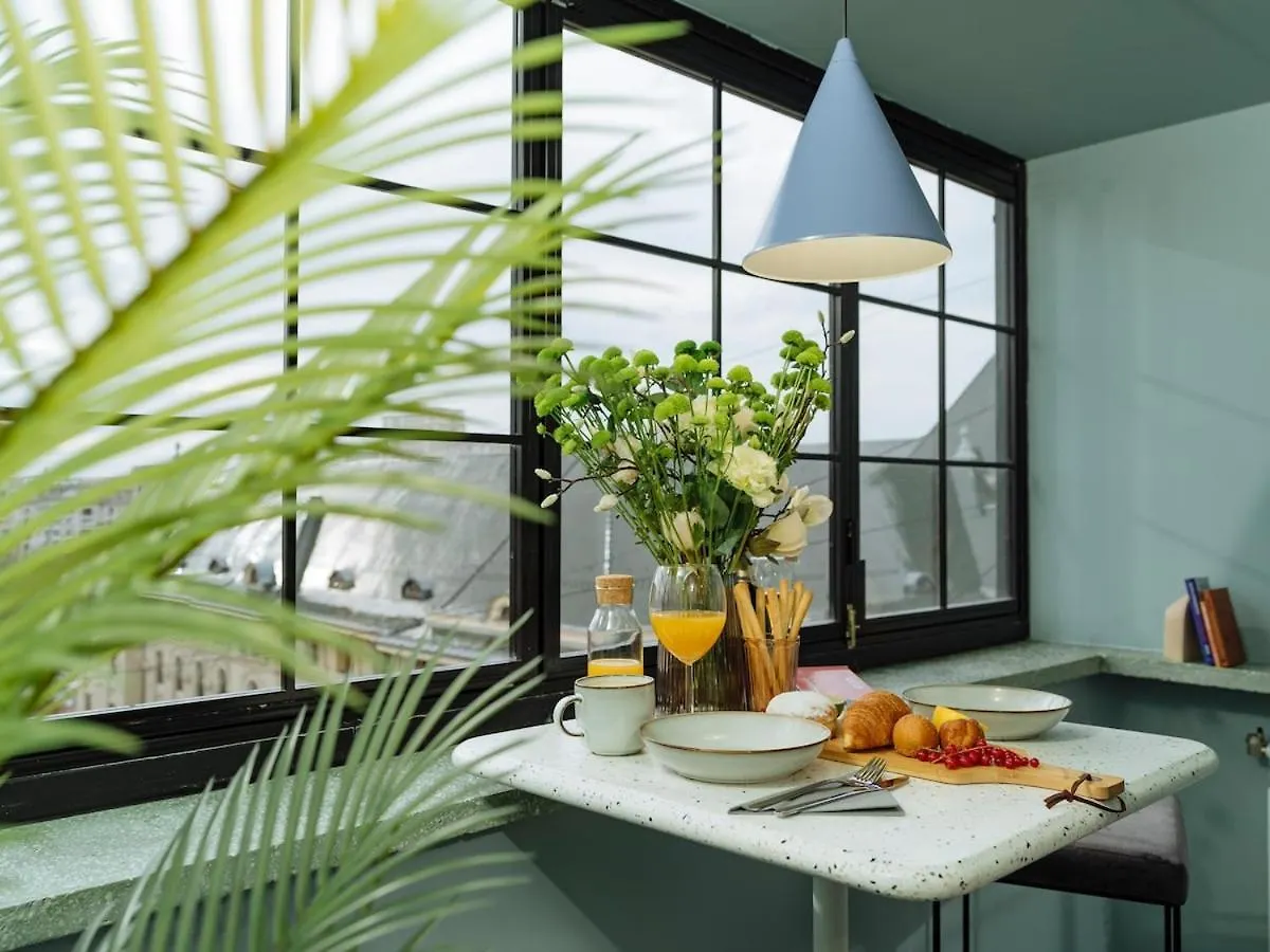 Cloud 8 Studio - 180 View Bucharest Apartment